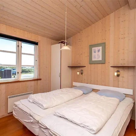 439-hvide-sande-tingodden-120 بيت للعطل