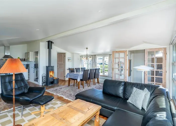439-hvide-sande-tingodden-120 بيت للعطل